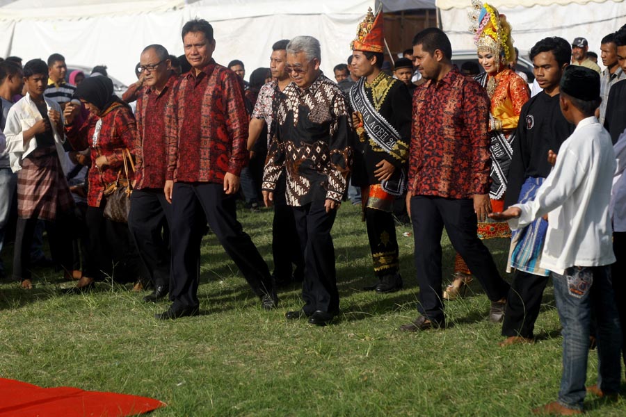 Gubernur Aceh Zaini Abdullah saat tiba di Aceh Expo.